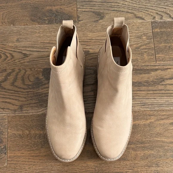 DV by Dolce Vita Rango Beige Ankle Booties - Picture 5 of 5